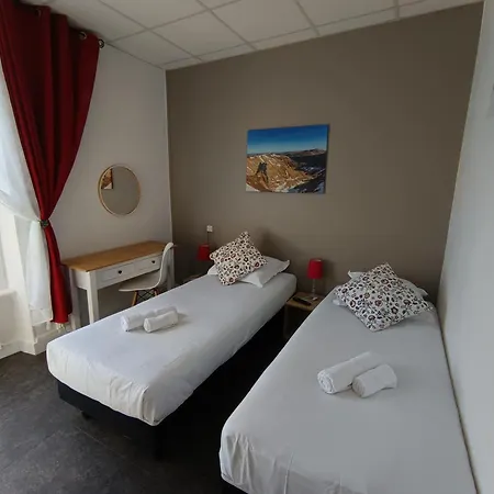 Mini-hôtel Entre Lacs Et Volcans 3*