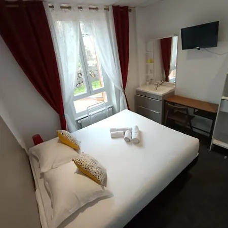 Inn Entre Lacs Et Volcans Aydat