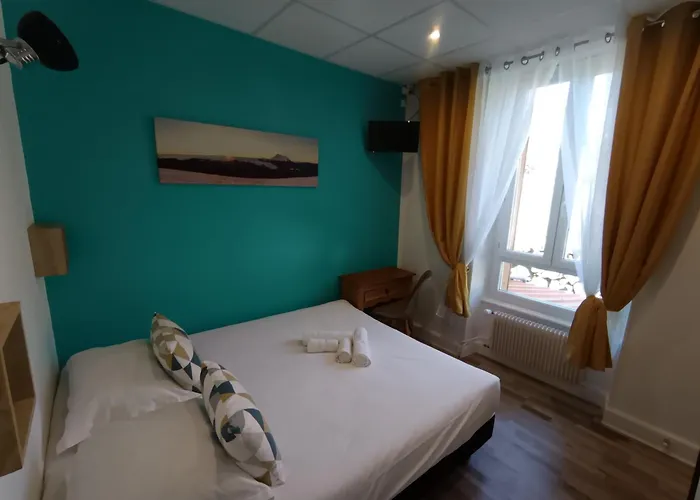 Entre Lacs Et Volcans Inn 3*