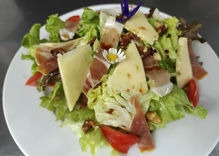 Entre Lacs Et Volcans 3*